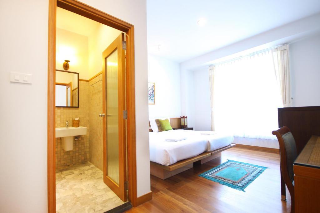 Baan Dinso Hostel@Ratchadamnoen Bangkok Zimmer foto